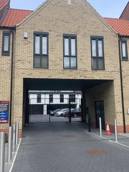 Fruit Market Hull Kingston upon Hull Exterior photo